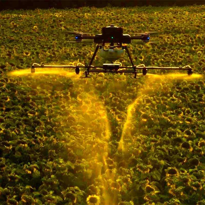 drone professionnel Hercules 20 est capable de couvrir de vastes zones agricoles
